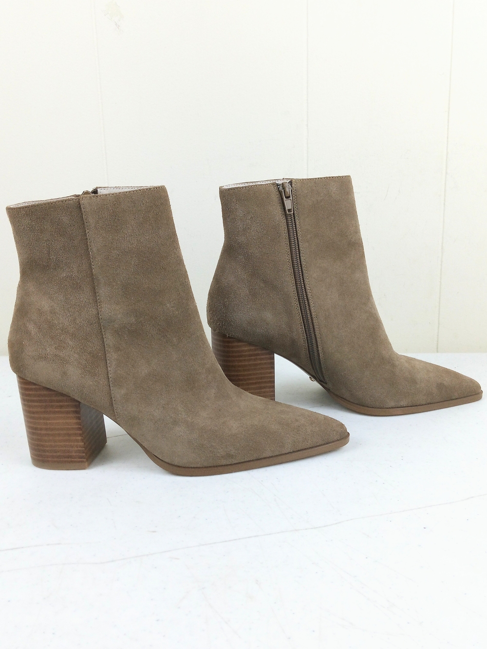Raye by Revolve Pointed-Toe Taupe Suede Ankle Booties with Stacked Heel Womens 8